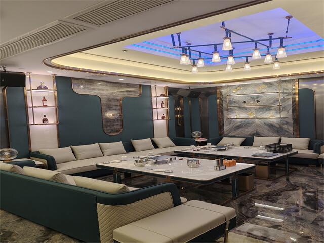 南京夜总会诚聘精英,颜值出众者优先，身高不设限