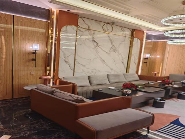 天津夜场兼职热招,KTV与酒吧急聘夜班服务员,享稳定高薪!