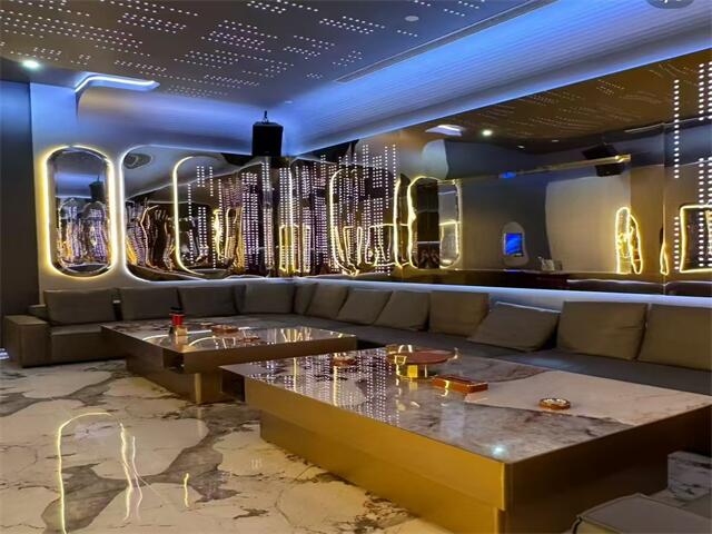 驻马店夜场场所高薪急招酒水推广专员，享受专车接送及优厚福利