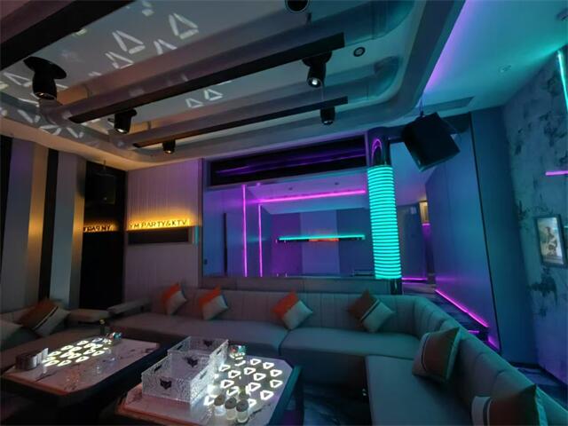 淮安高端夜场模特招募，为您的奢华体验添彩