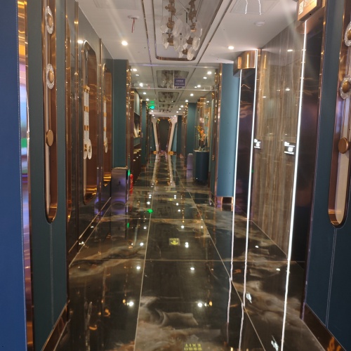 南京高端夜总会诚聘女模特，开启璀璨夜场新篇章