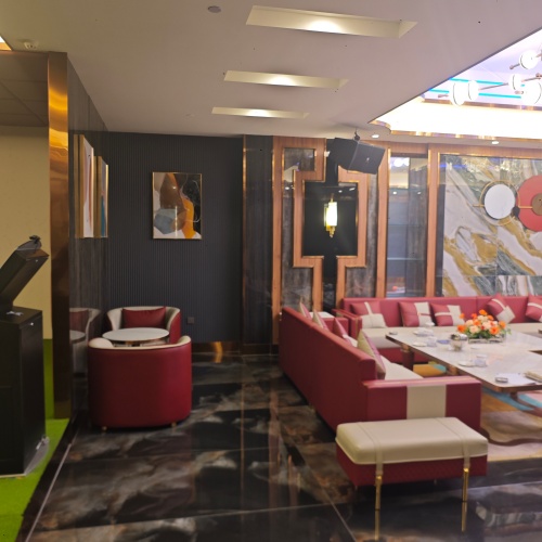 郑州高端夜总会模特兼职招聘，长期职位，确保工作机会