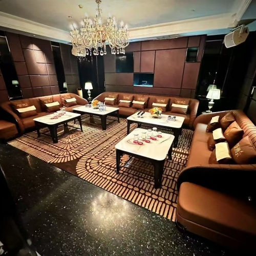 荆门夜场急聘礼宾员，本地精英团队直招，诚信可靠，期待您的加入