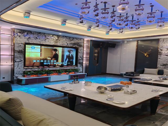 榆林KTV诚聘包厢礼仪员，提供食宿待遇优