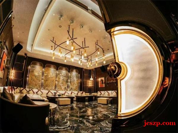 三亚兼职岗位热招:夜场歌手速聘,展现你的音乐才华! 三亚兼职岗位热招:夜场歌手速聘,展现你的音乐才华!