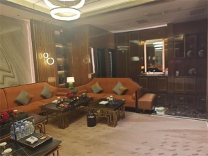 南宁高端夜总会招聘信息，南宁夜总会场所排行榜提供稳定底薪